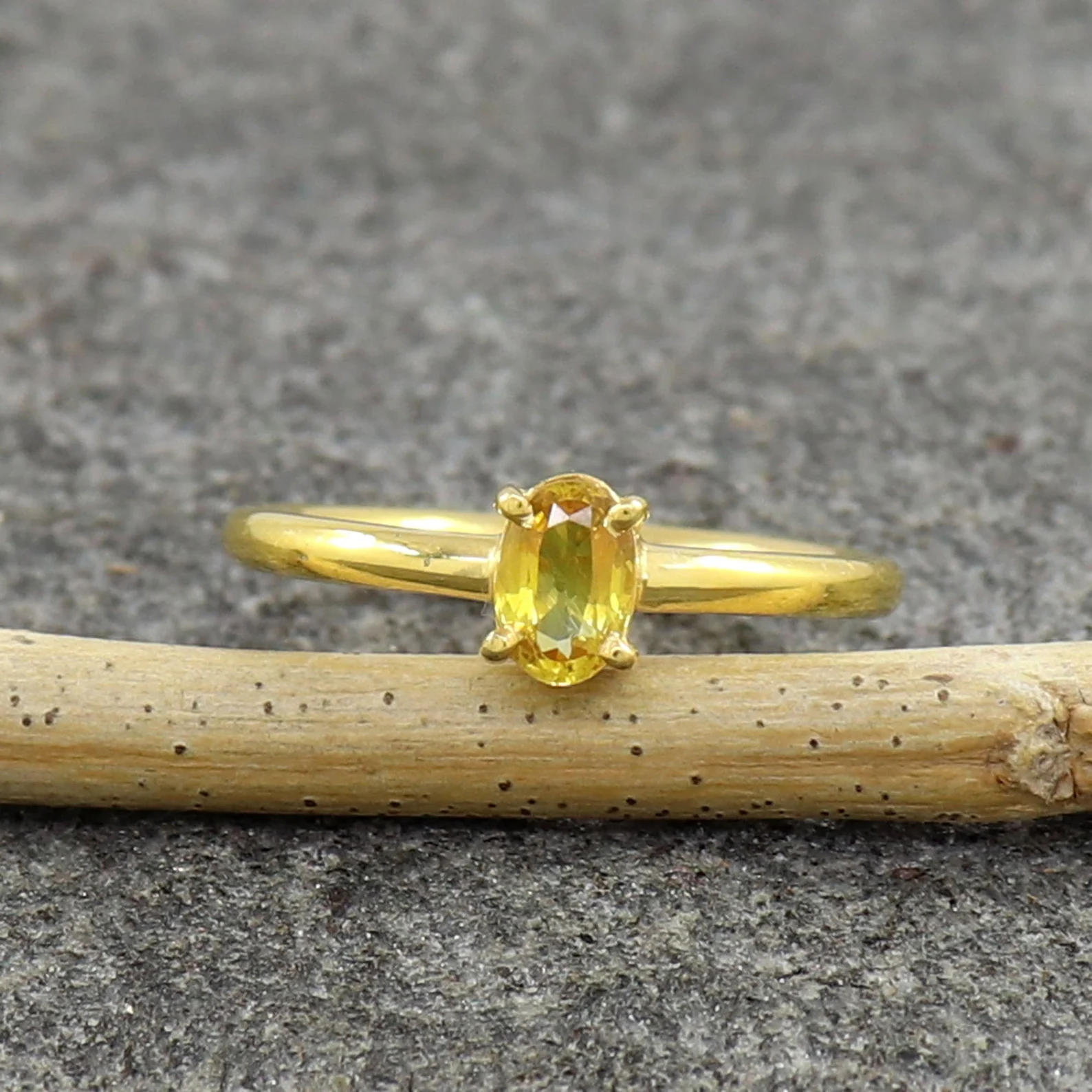 Gold Pukhraj Stone Ring Design | By Pooja Jewellers | Facebook-atpcosmetics.com.vn